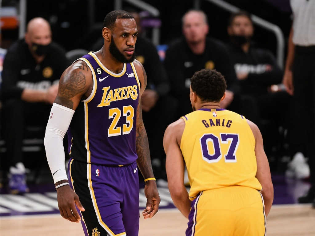 方面也意识 方面也意识